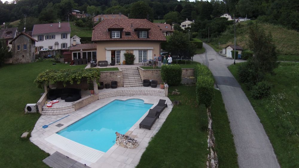 Mont-sur-Rolle | Villa avec piscine