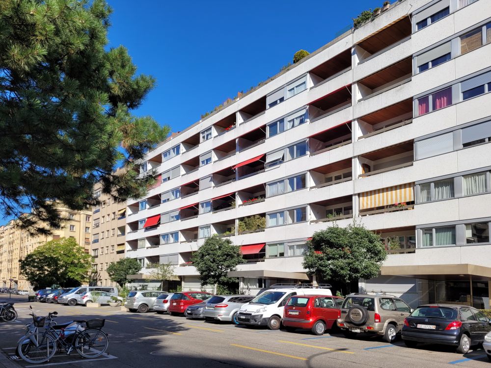 Genève | Appartement de 98 m2 entièrement rénové