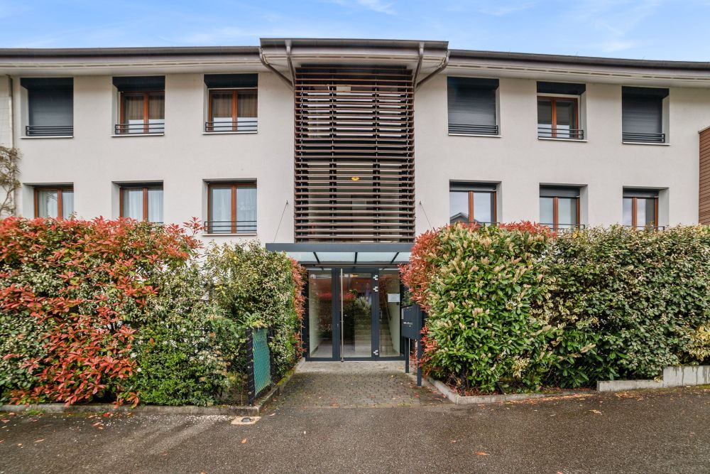 Meinier | Appartement familial avec jardin