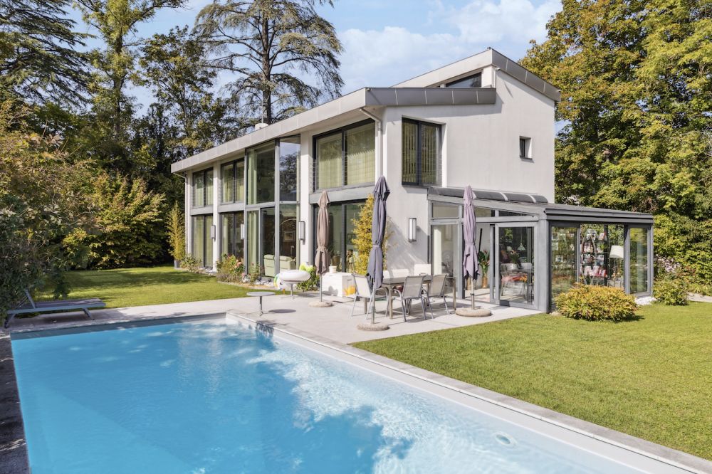 Conches |  Belle villa avec piscine