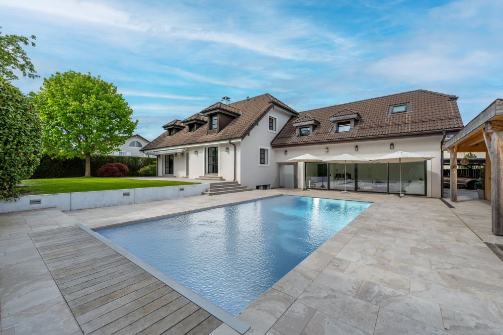 Coppet | Belle maison de famille avec piscine